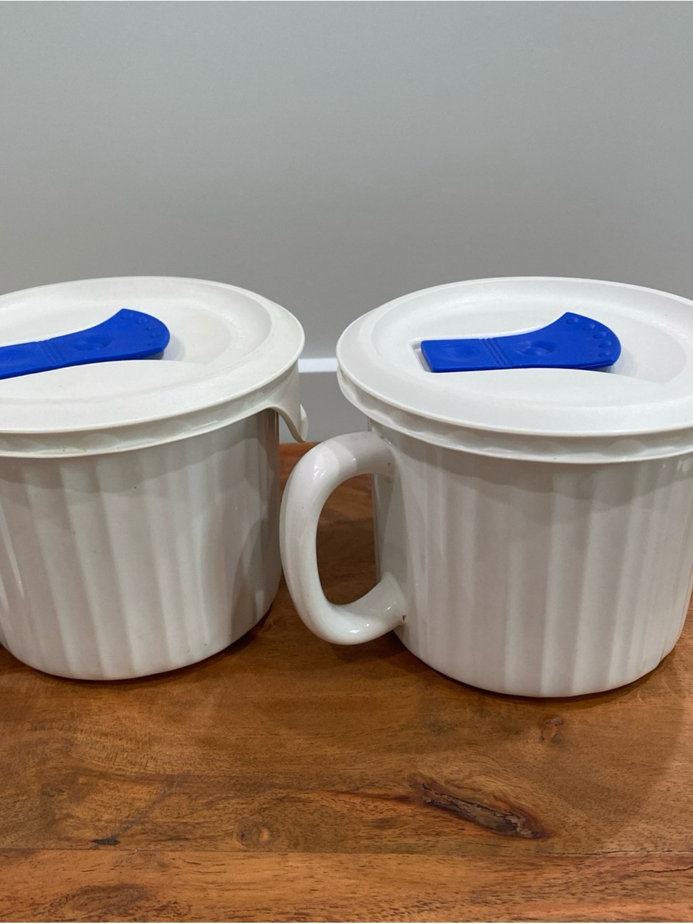 Set/2 Corning Ware French White Handled Stoneware Soup Mug Cup 20oz, Vented Lids